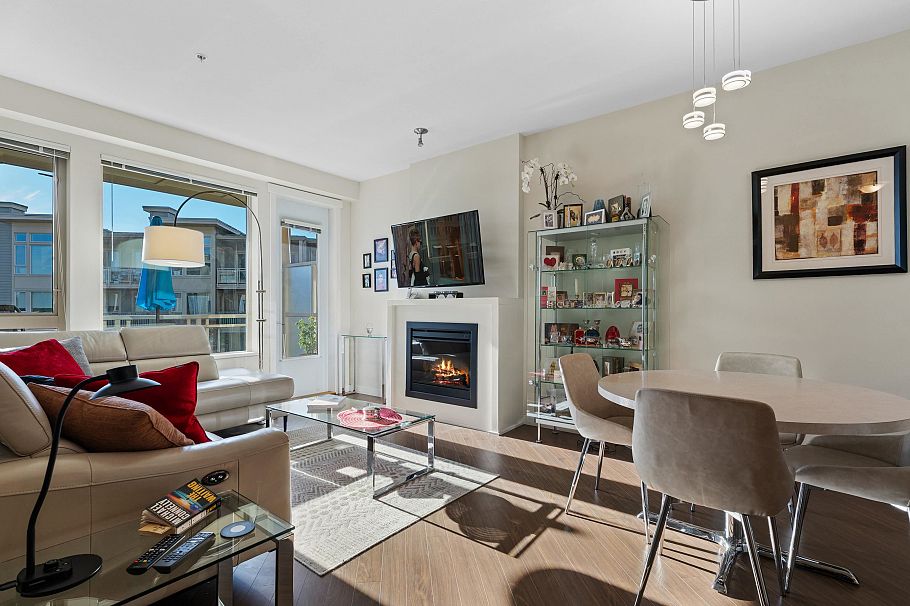 425 119 W 22nd Street North Vancouver, BC - 6