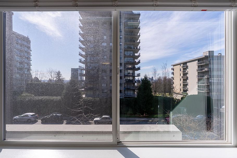 202 108 E 8th Street North Vancouver, BC - 20