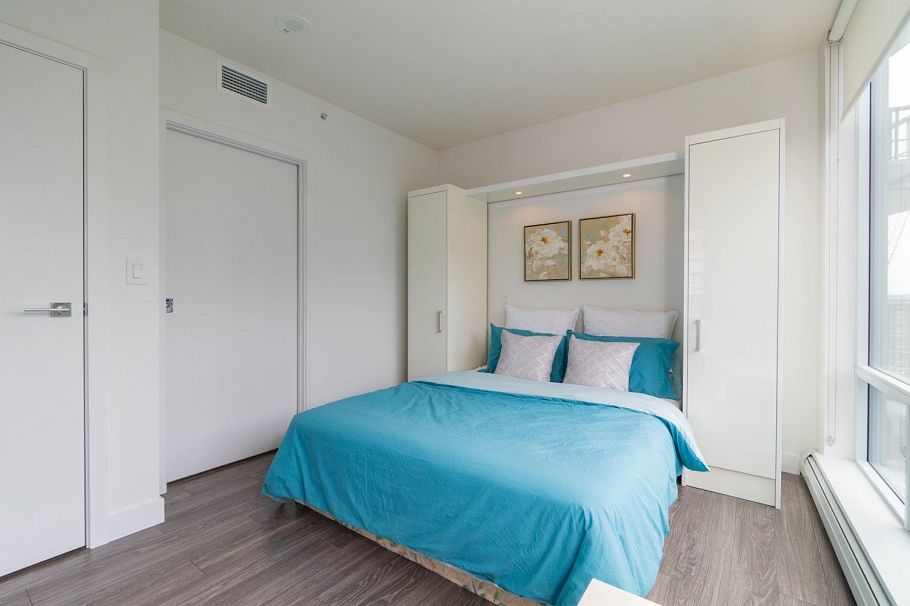 1802 1283 Howe Street Vancouver, BC - 3