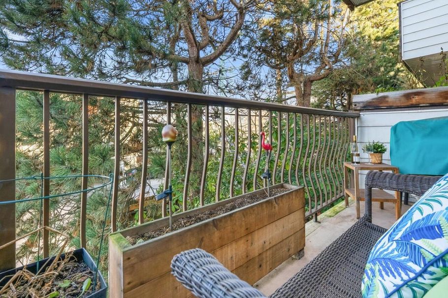 206 1065 E 8th Avenue Vancouver, BC - 8