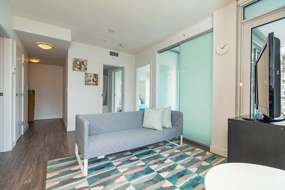 1802 1283 Howe Street Vancouver, BC - 17