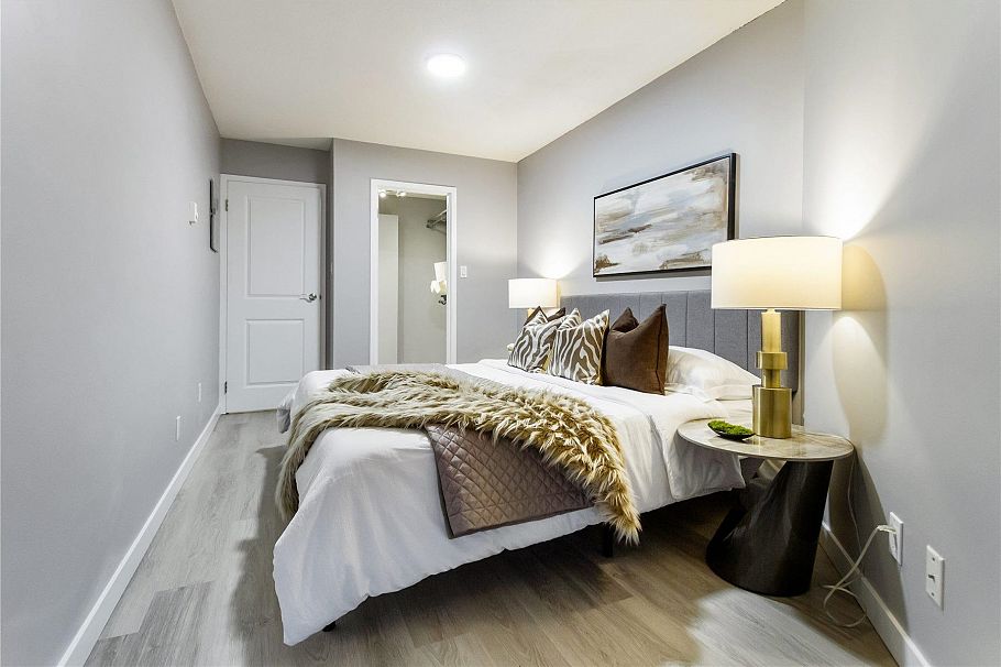 201 2222 Prince Edward Street Vancouver, BC - 16