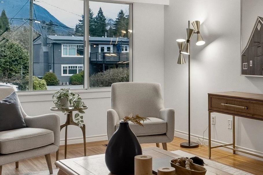 1323 E 29th Street North Vancouver, BC - 5