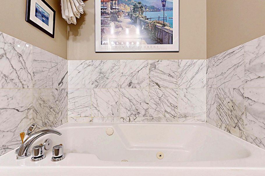 301 1888 Alberni Street Vancouver, BC - 17