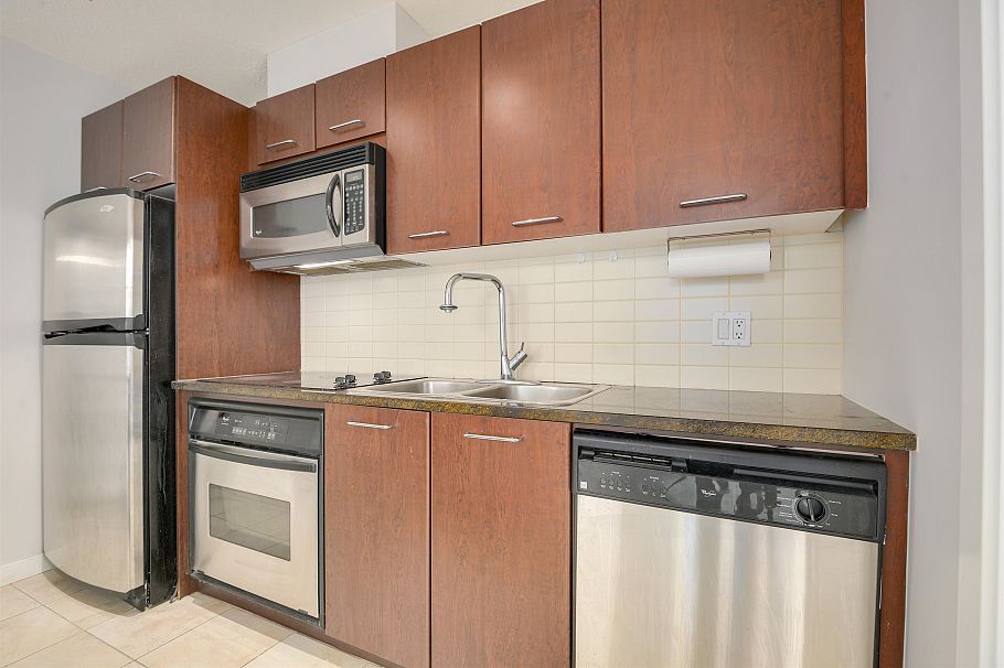 1808 1199 Seymour Street Vancouver, BC - 13