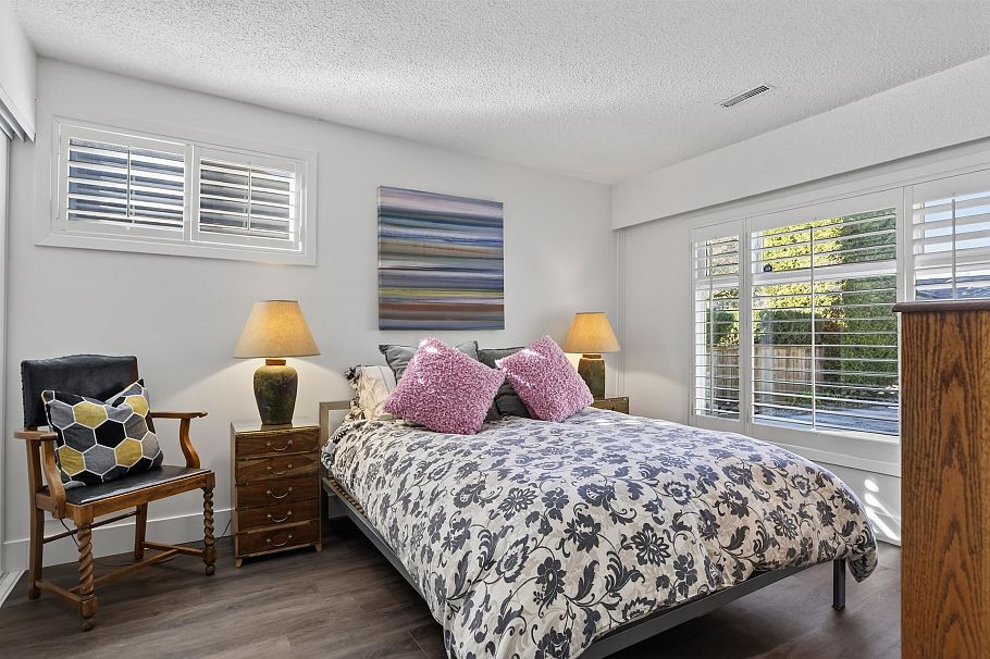 1375 Mcbride Street North Vancouver, BC - 17