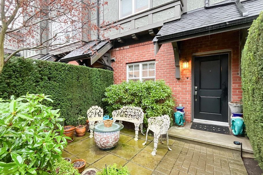 5611 Willow Street Vancouver, BC - 1