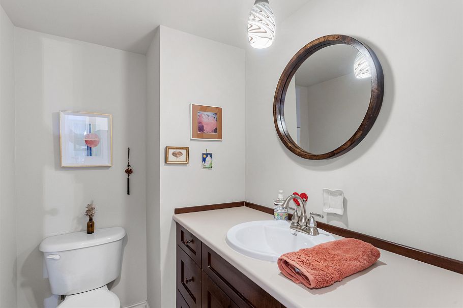 201 308 W 2nd Street North Vancouver, BC - 12