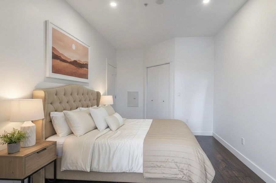 110 1468 St. Andrews Avenue North Vancouver, BC - 18