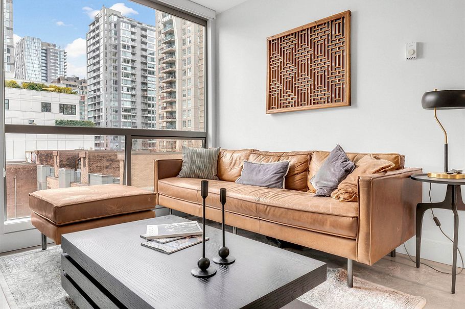 505 928 Richards Street Vancouver, BC - 2