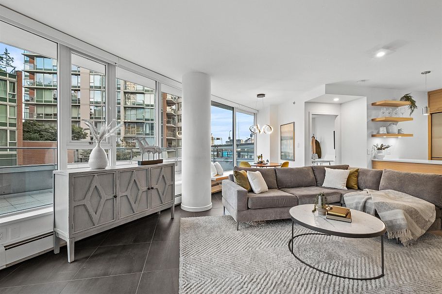 202 689 Abbott Street Vancouver, BC - 5