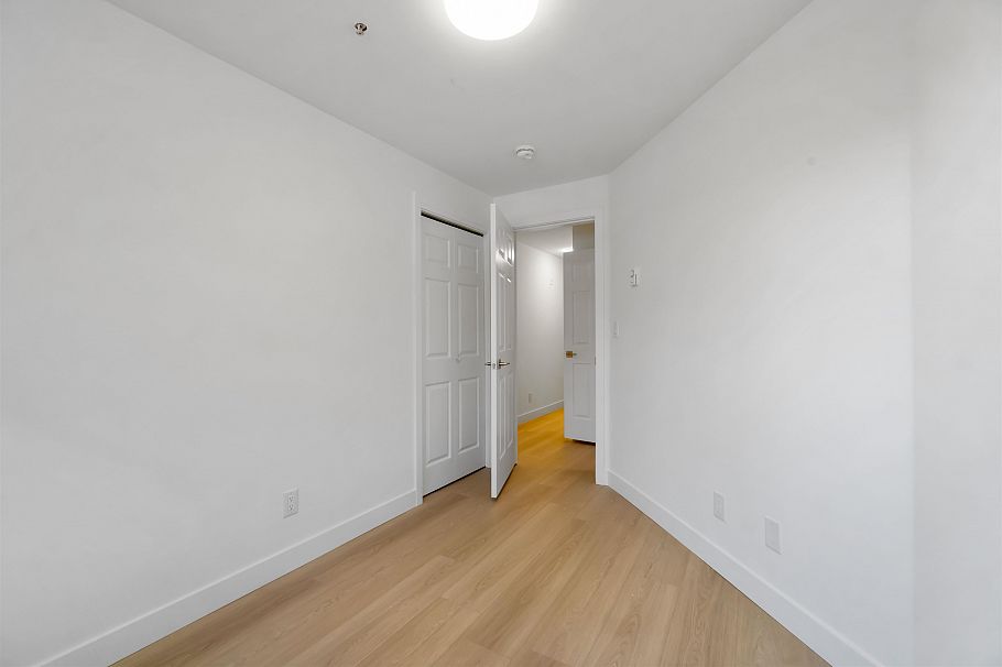 209 2928 Commercial Drive Vancouver, BC - 19