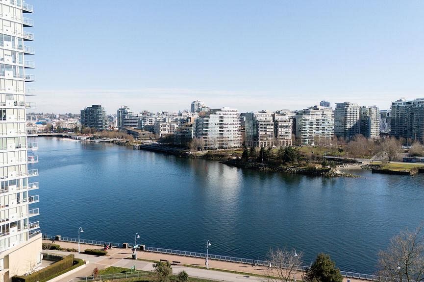 1751 38 Smithe Street Vancouver, BC - 37