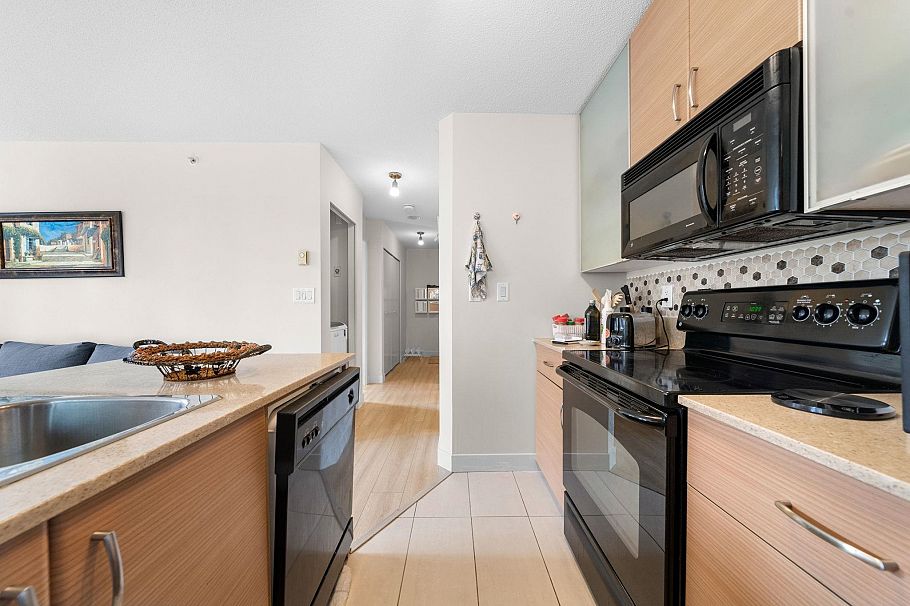 502 909 Mainland Street Vancouver, BC - 7