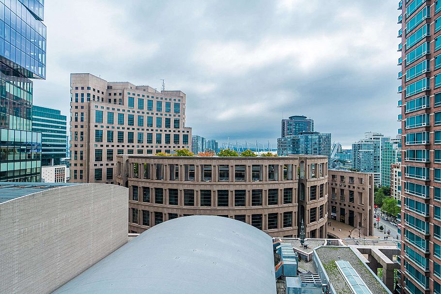 1601 788 Richards Street Vancouver, BC - 23