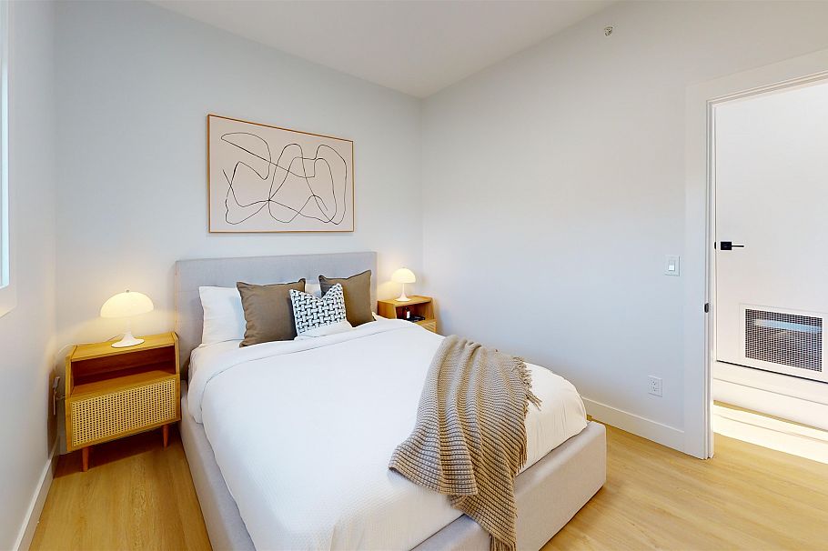 2825 Dundas Street Vancouver, BC - 14