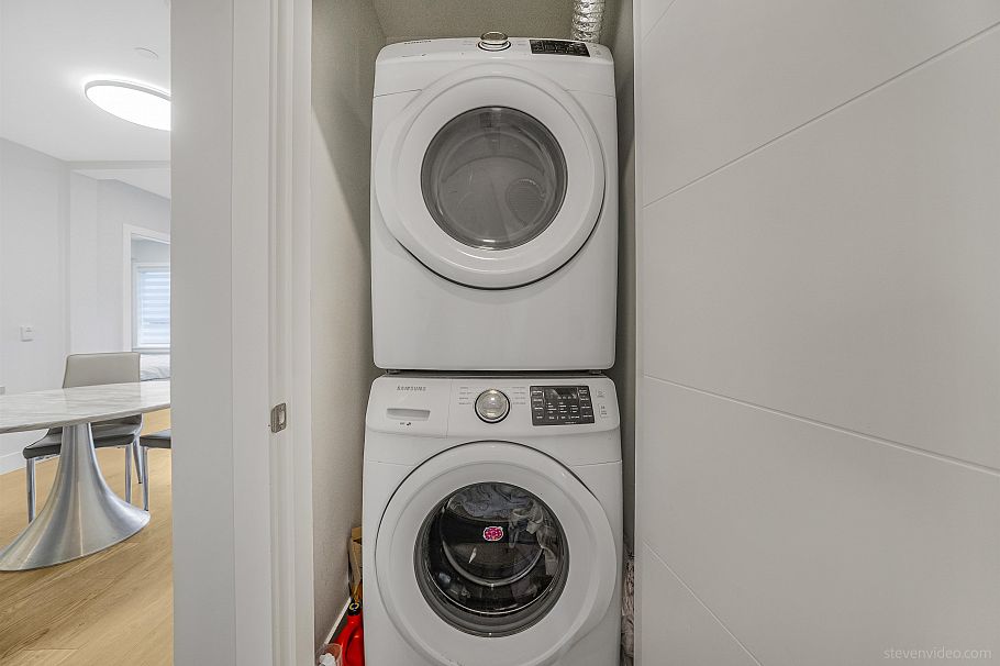 13 2717 Horley Street Vancouver, BC - 17