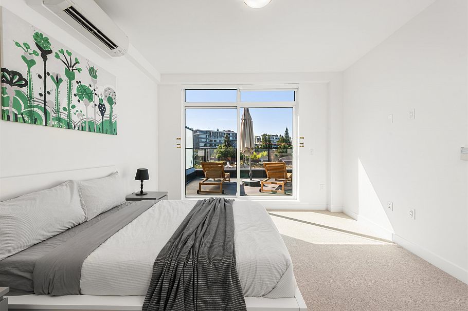 561 W 29th Avenue Vancouver, BC - 21