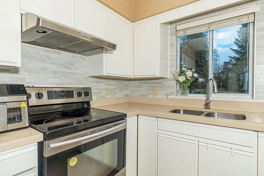 6812 Arbutus Street Vancouver, BC - 14