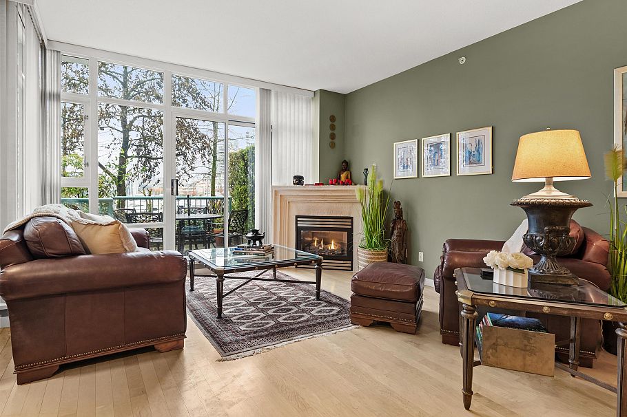 1053 Marinaside Crescent Vancouver, BC - 7