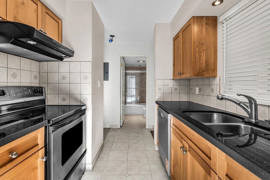 202 966 W 14th Avenue Vancouver, BC - 13