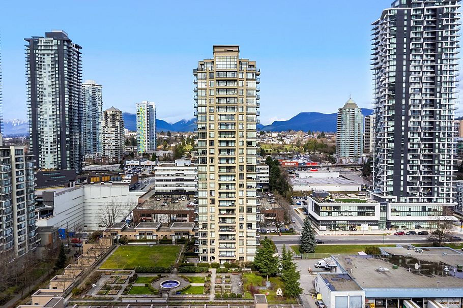 2203 4250 Dawson Street Burnaby, BC - 3