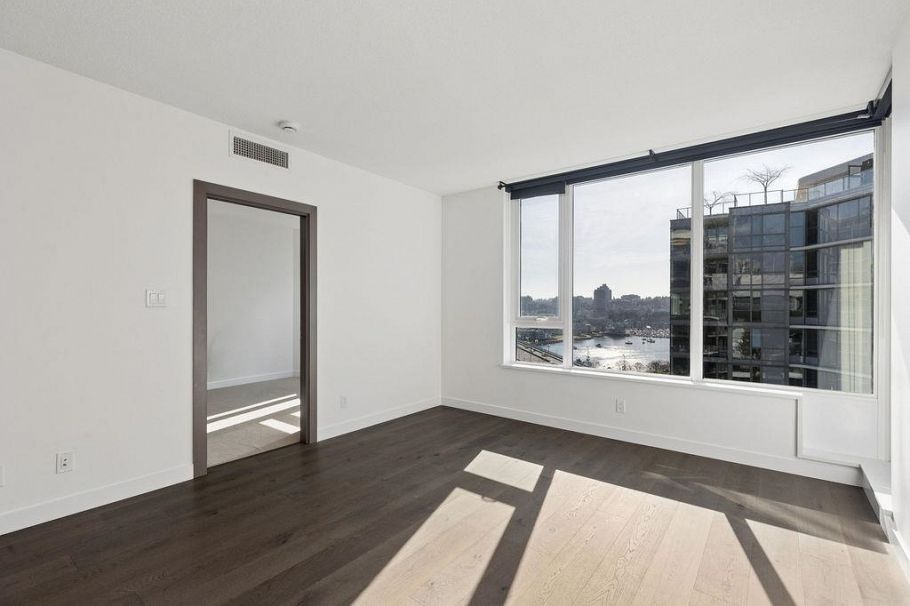 1751 38 Smithe Street Vancouver, BC - 6