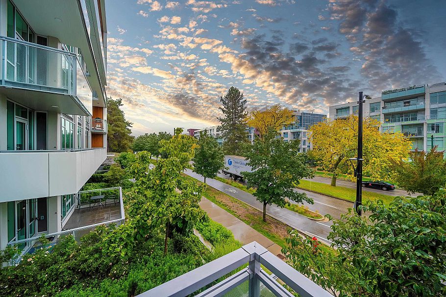 205 4932 Cambie Street Vancouver, BC - 21