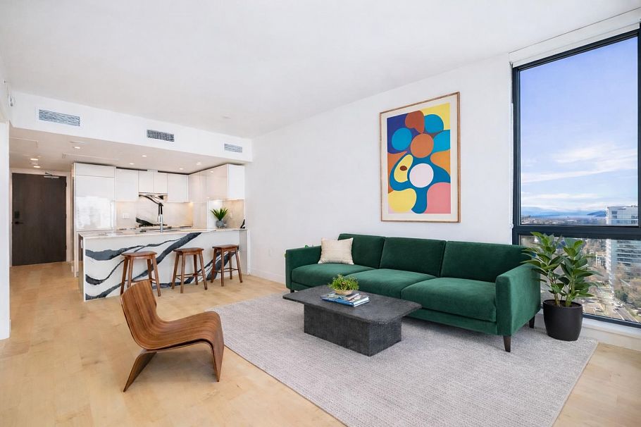 1307 135 E 13th Street North Vancouver, BC - 5