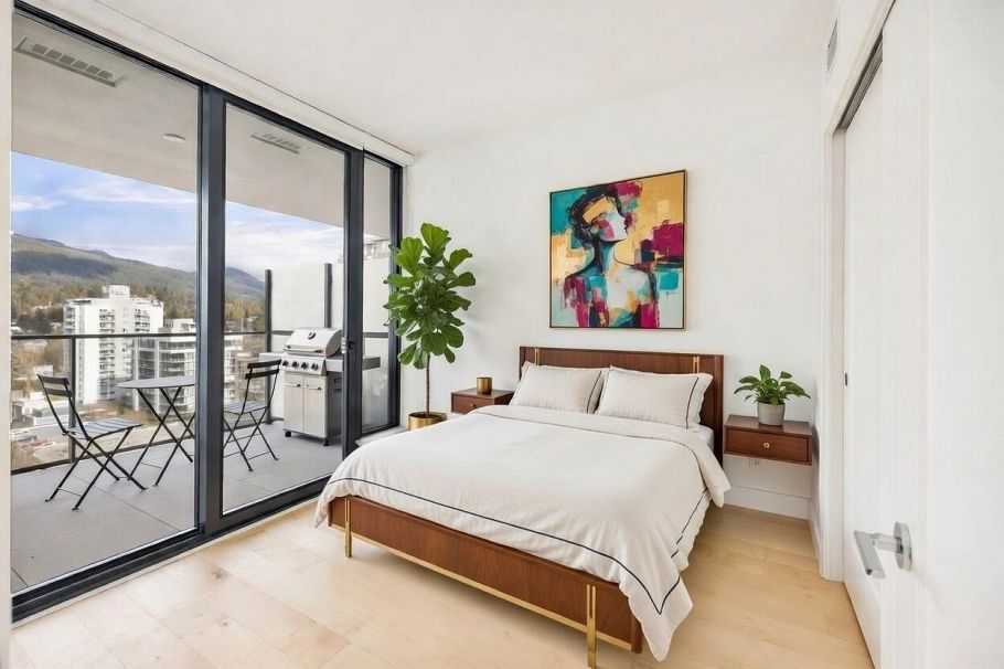 1307 135 E 13th Street North Vancouver, BC - 11