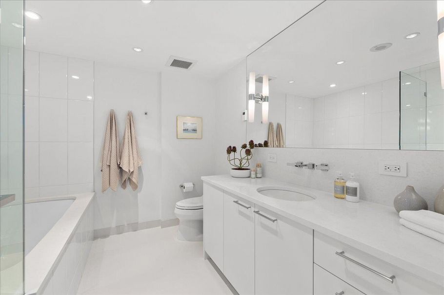 1101 5615 Hampton Place Vancouver, BC - 20