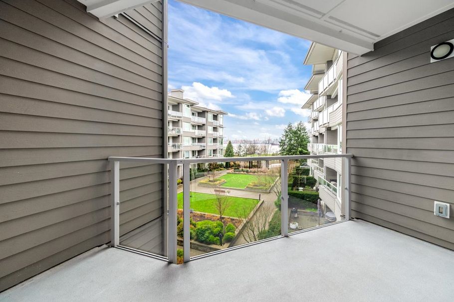 303 255 W 1st Street North Vancouver, BC - 17