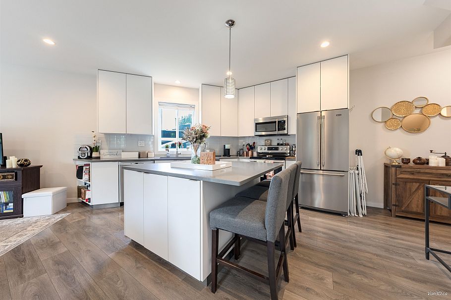 949 Hartford Place North Vancouver, BC - 26