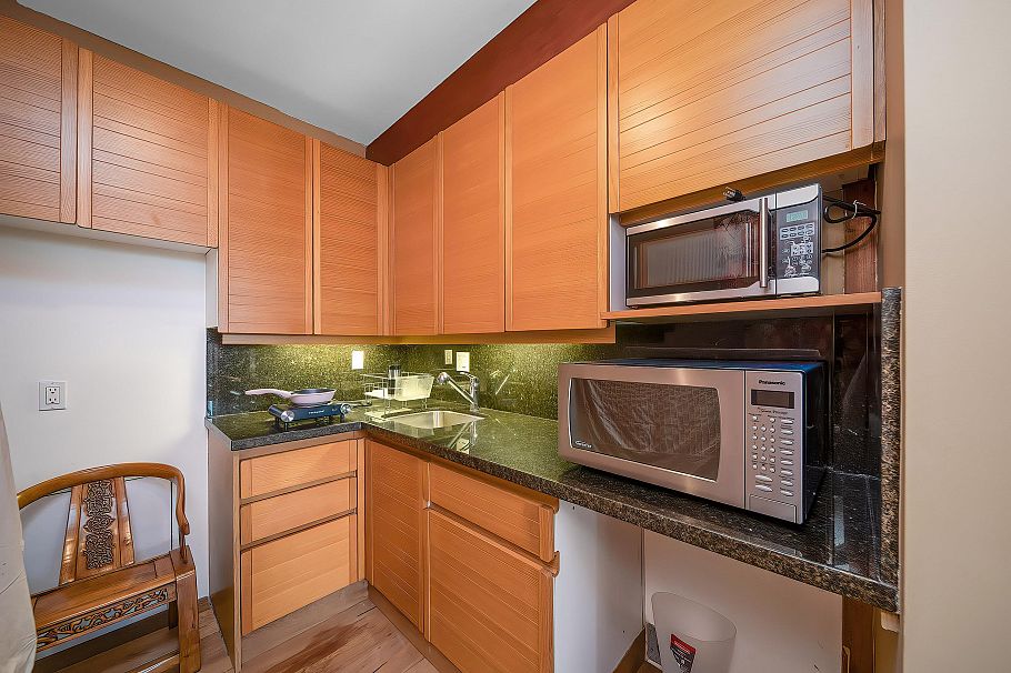 4885 Cove Cliff Place North Vancouver, BC - 29