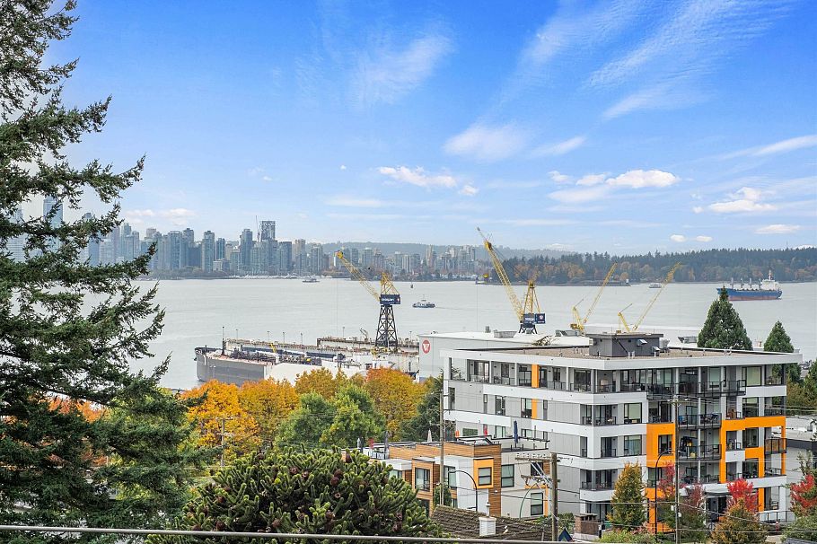 553 422 E 3rd Street North Vancouver, BC - 18