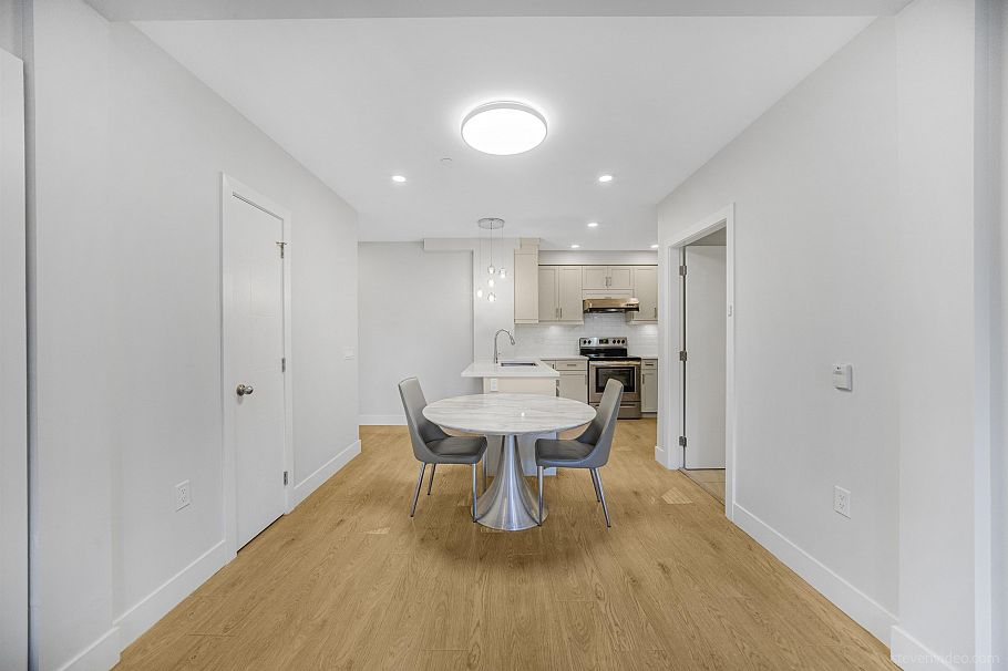 13 2717 Horley Street Vancouver, BC - 11