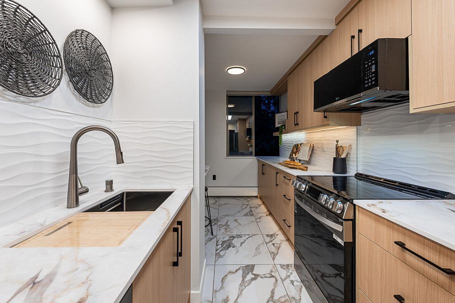 608 2004 Fullerton Avenue North Vancouver, BC - 5