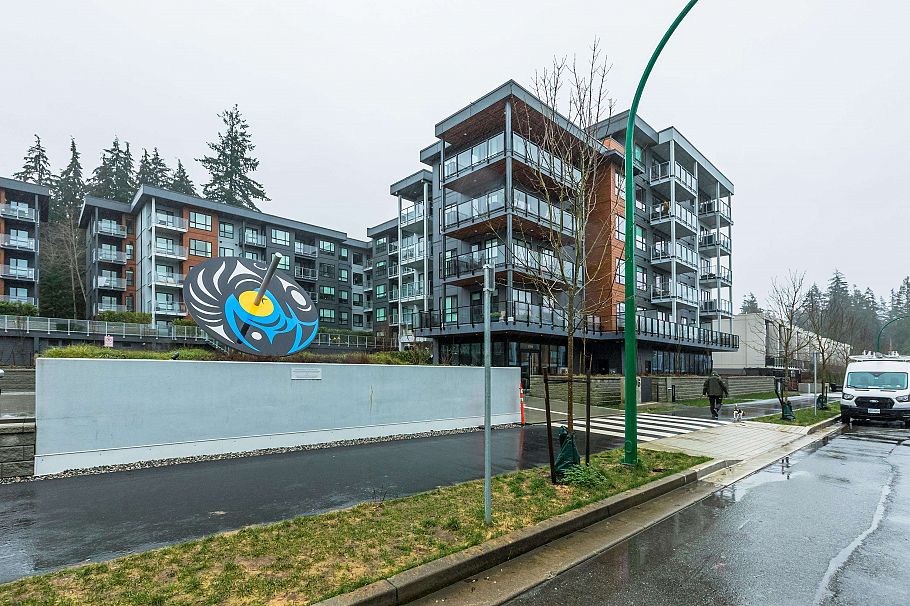 312 3596 Malsum Drive North Vancouver, BC - 25