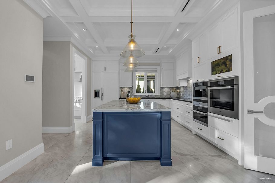 3946 W 30th Avenue Vancouver, BC - 13