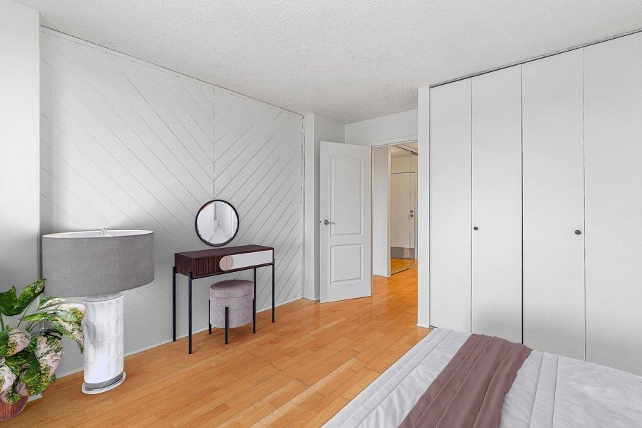 1605 145 St. Georges Avenue North Vancouver, BC - 16