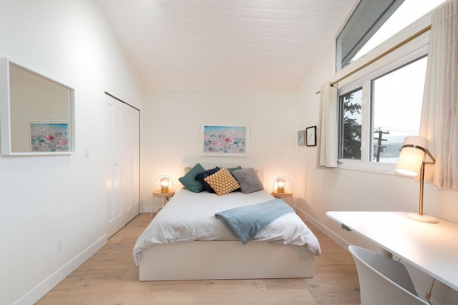 2711 Panorama Drive North Vancouver, BC - 25