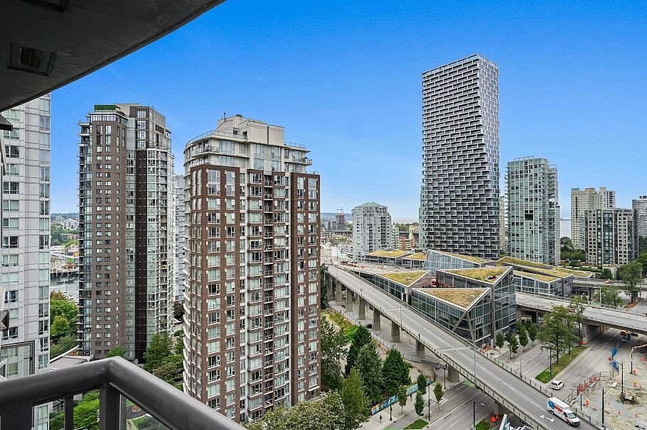 2006 501 Pacifc Street Vancouver, BC - 31