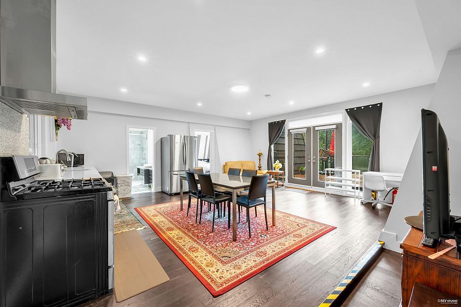 4066 Norwood Avenue North Vancouver, BC - 22