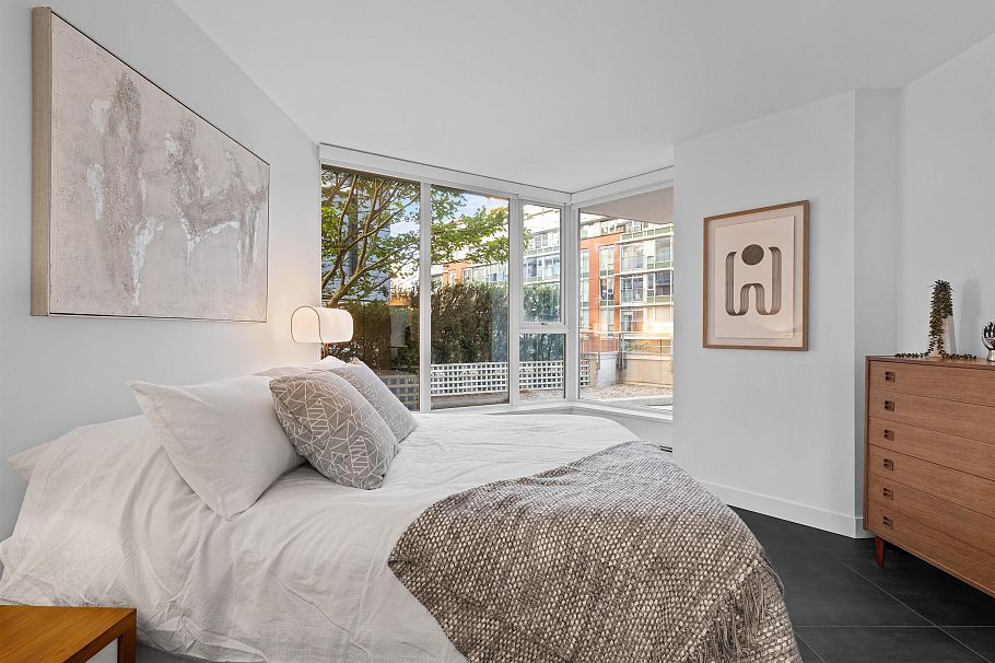 202 689 Abbott Street Vancouver, BC - 22