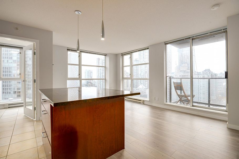 1808 1199 Seymour Street Vancouver, BC - 3