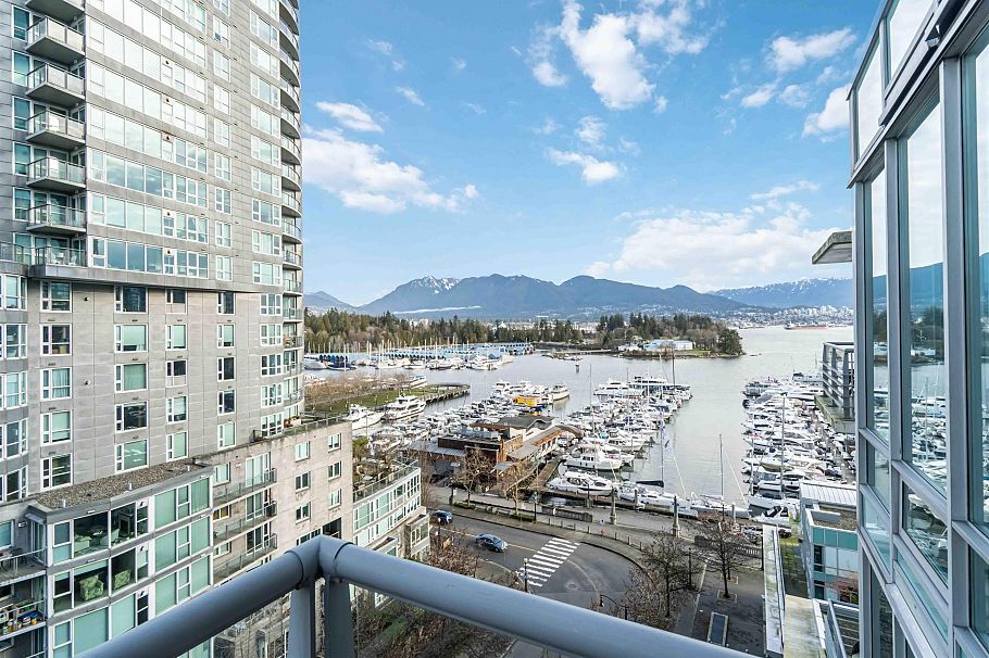 1008 590 Nicola Street Vancouver, BC - 1