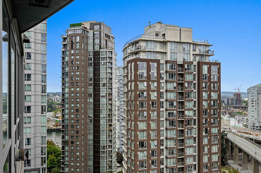 2006 501 Pacifc Street Vancouver, BC - 38