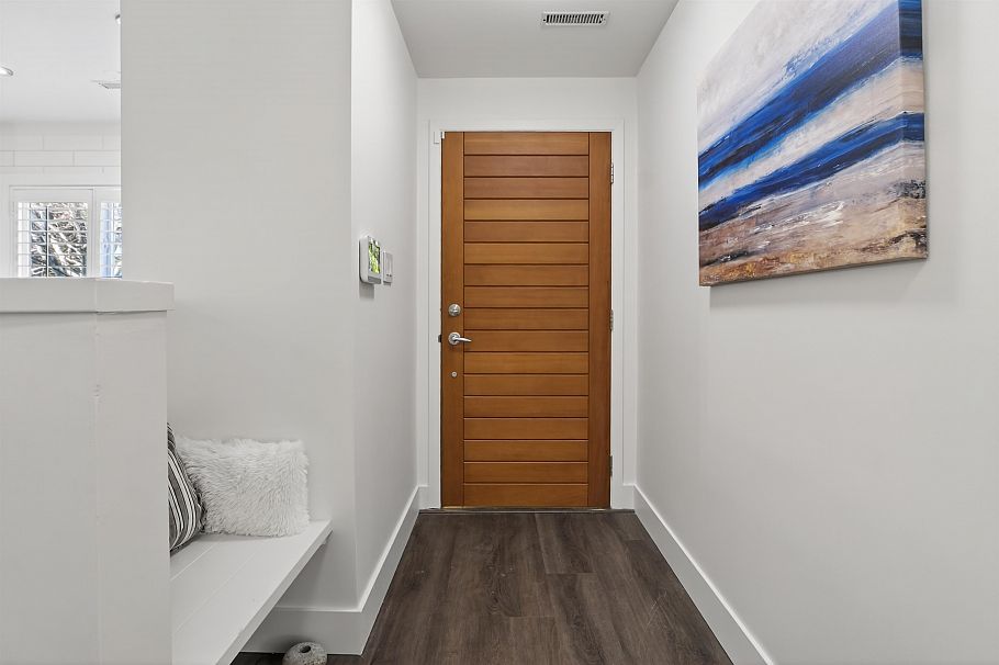 1375 Mcbride Street North Vancouver, BC - 22