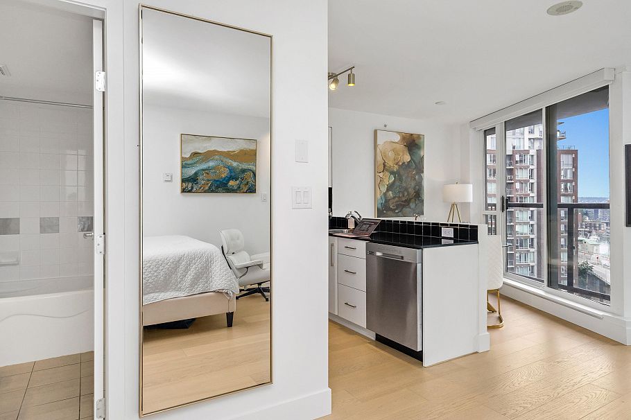 2006 501 Pacifc Street Vancouver, BC - 8