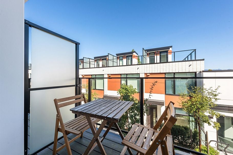 561 W 29th Avenue Vancouver, BC - 27